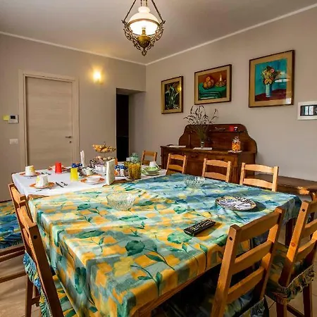 Pizzen Longhi Bed and Breakfast *
